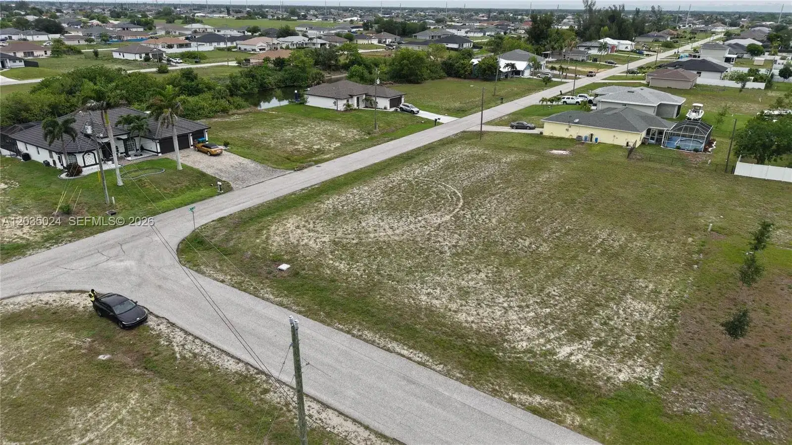 2009 NW 2ND AVE, Cape Coral FL 33993 photo 3