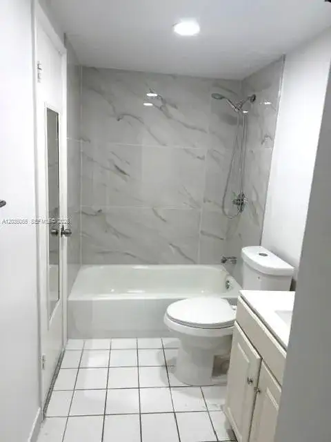 3640 NW 9th St # 302, Miami FL 33125 photo 3