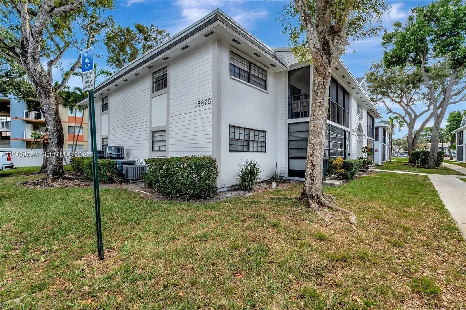 18965 NW 62nd Ave # 210, Hialeah FL 33015 photo 3