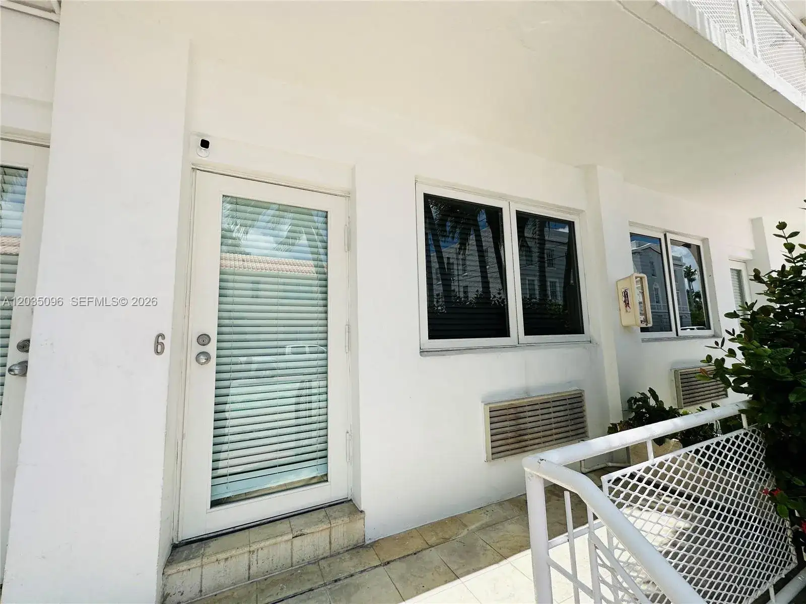 745 13th St # 6, Miami Beach FL 33139 photo 2