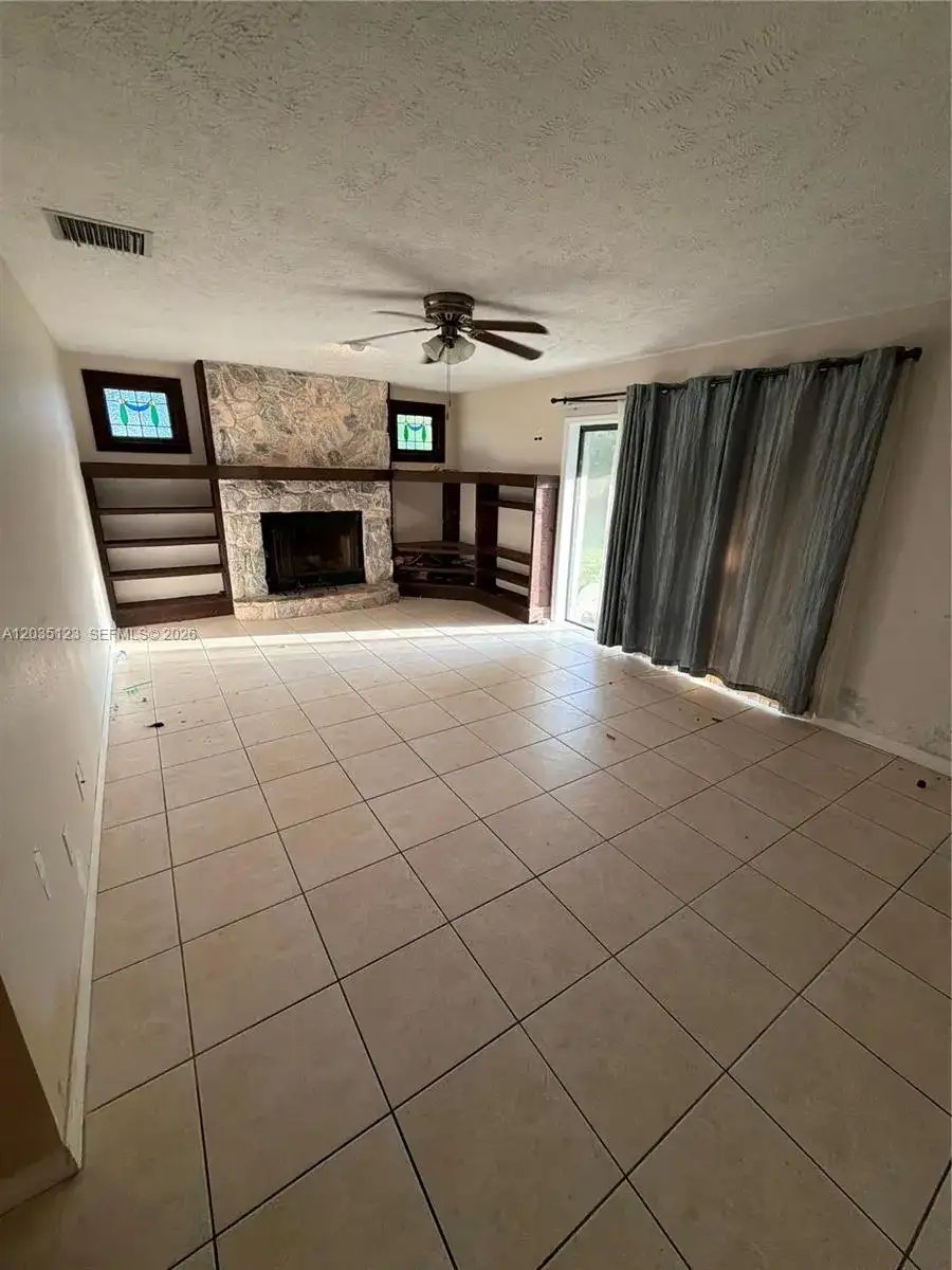 3603 W Wilderness Dr W, Fort Pierce FL 34982 photo 4