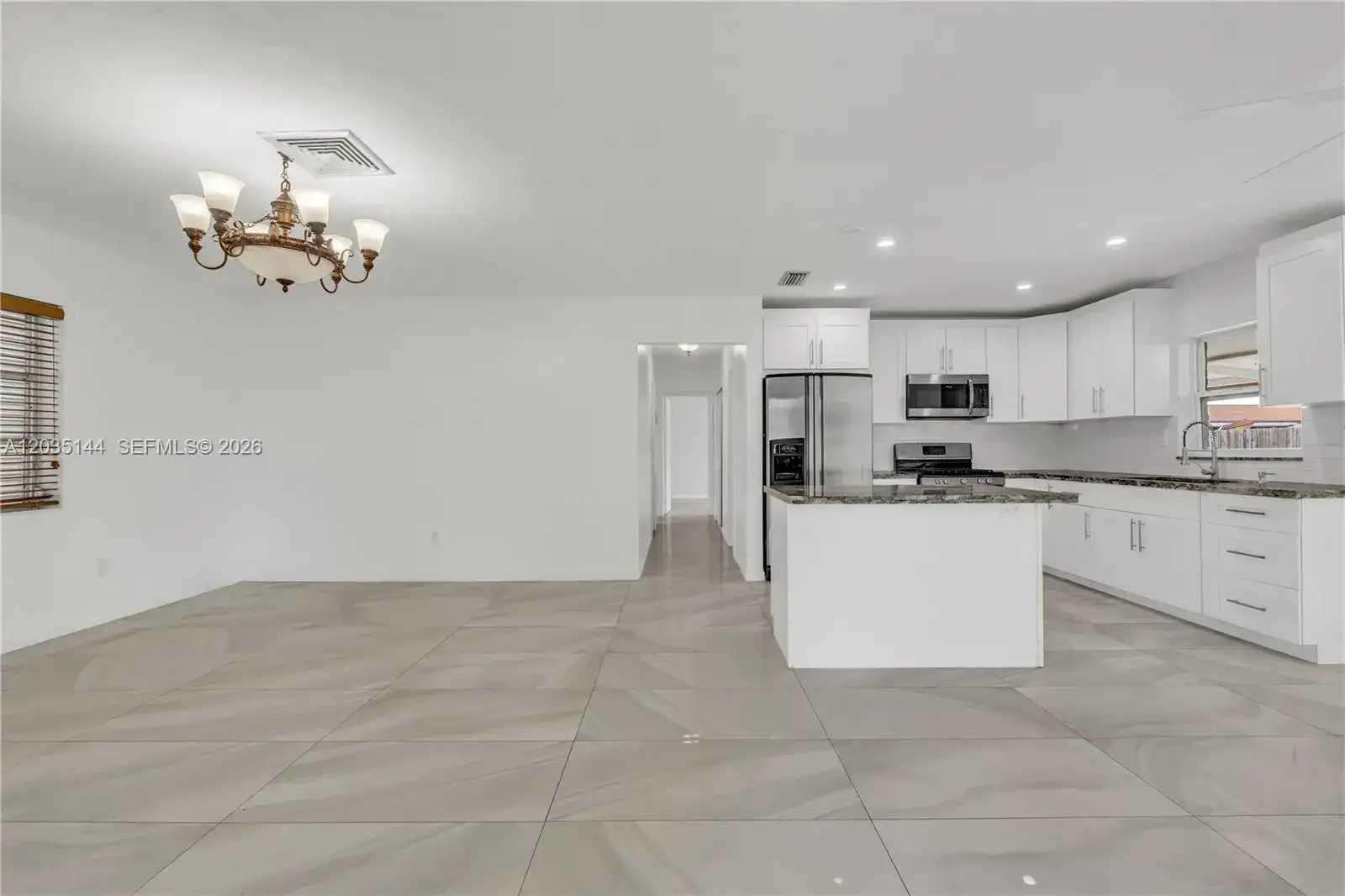 9982 SW 196th St, Cutler Bay FL 33157 photo 5