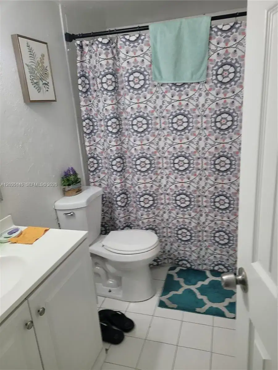 18101 NW 68th Ave # E105, Hialeah FL 33015 photo 4