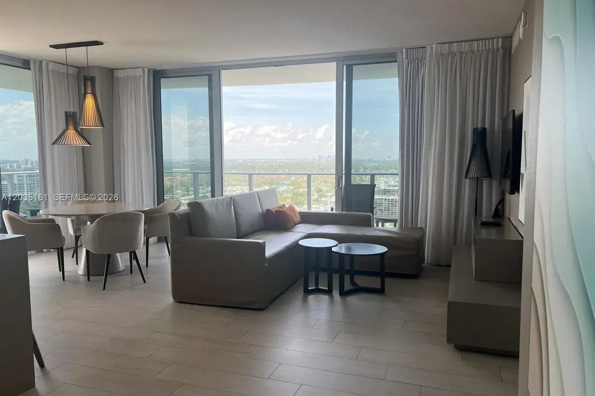 4010 S OCEAN DR # R2402, Hollywood FL 33019