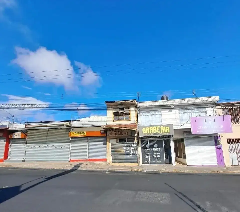 Avenida Central Cartago, FL 000 photo 2