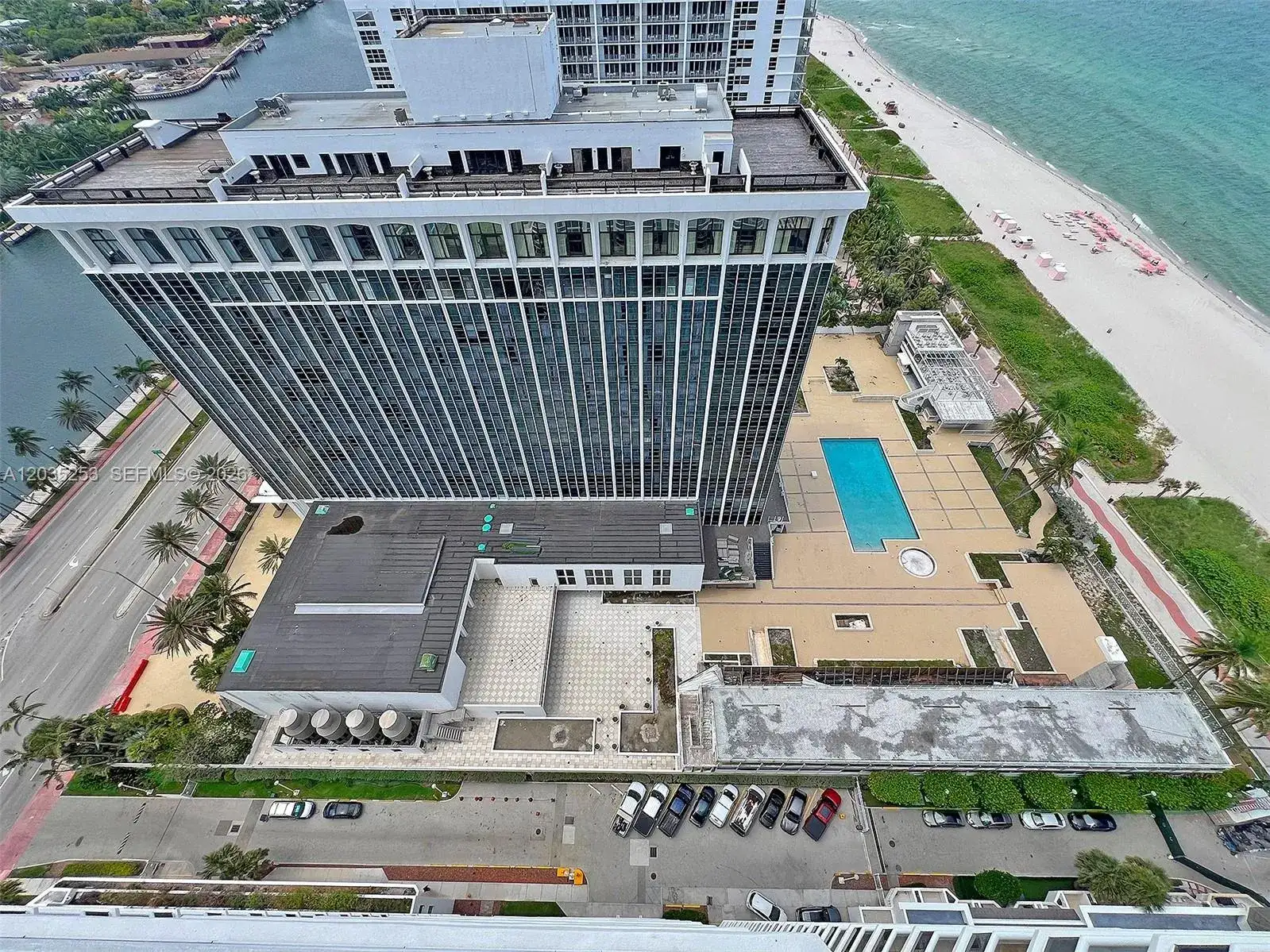 4779 Collins Ave # 2708, Miami Beach FL 33140 photo 2