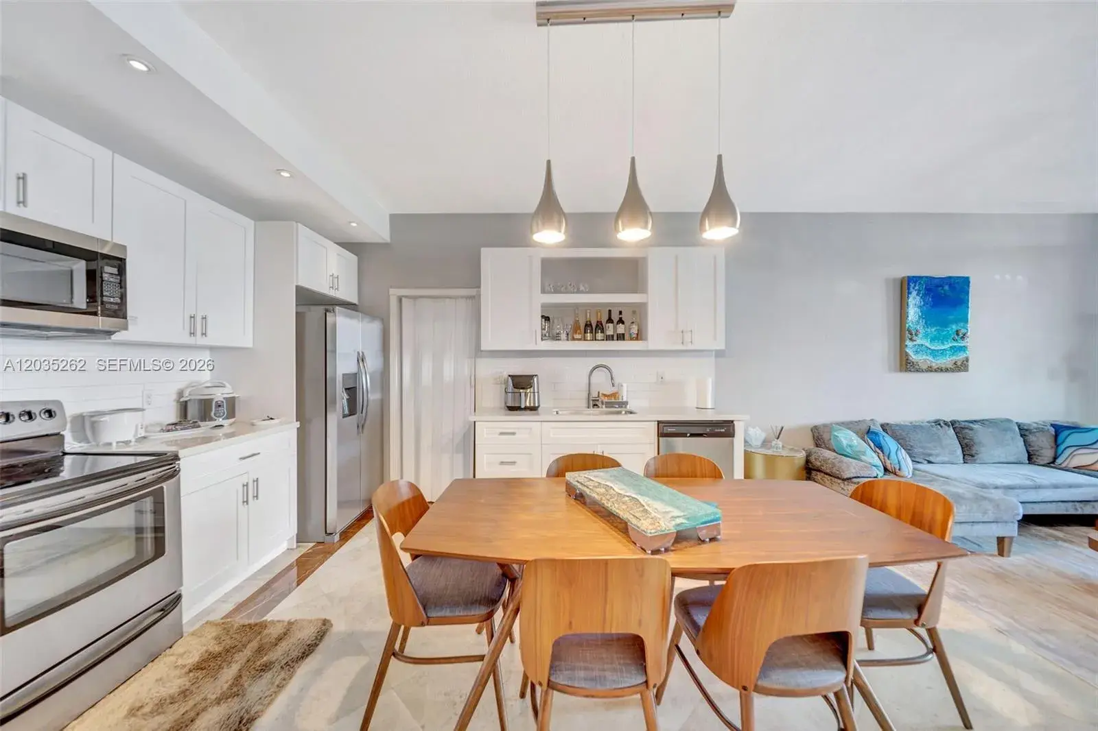 5005 Collins Ave, Miami Beach FL 33140