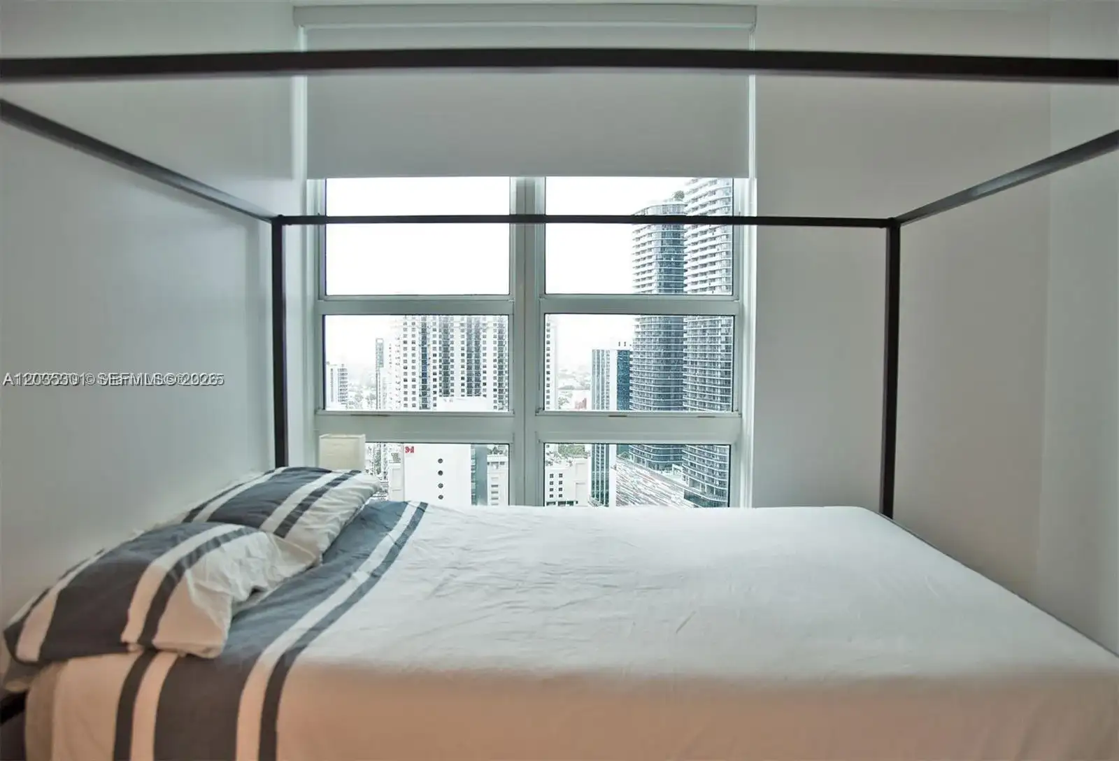 951 Brickell Ave # 3007, Miami FL 33131 photo 3