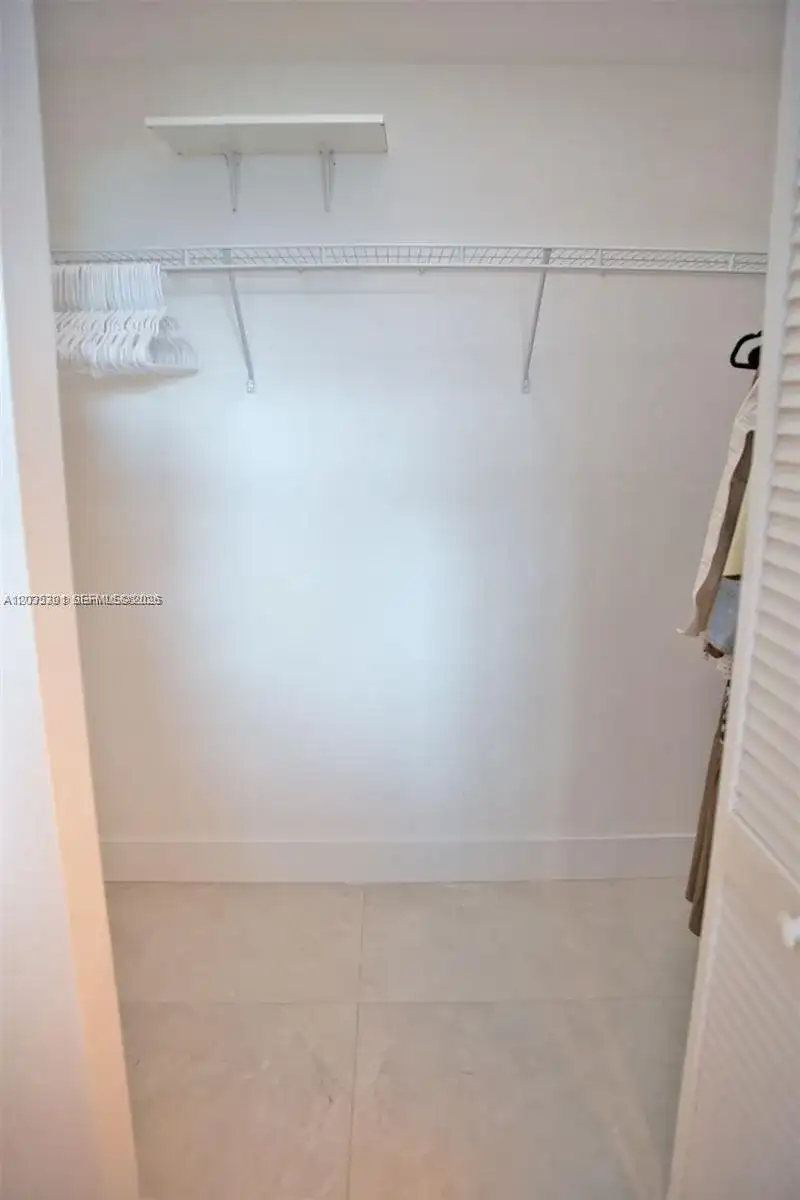 951 Brickell Ave # 3007, Miami FL 33131 photo 4