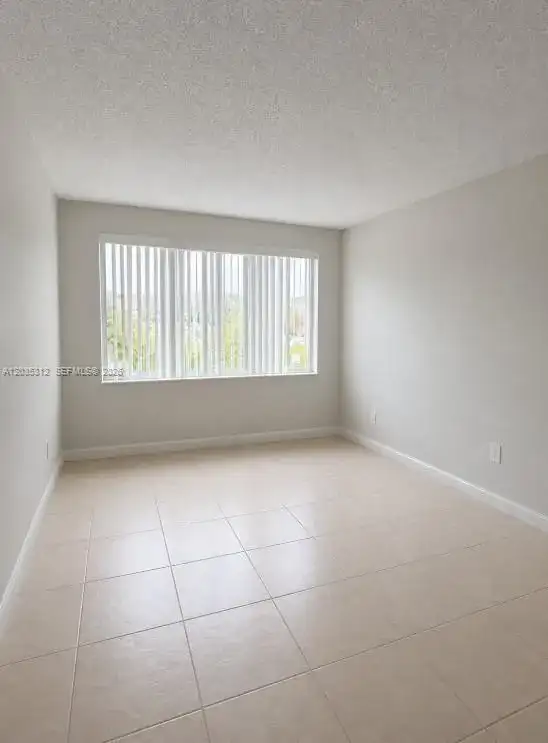 14850 Naranja Lakes Blvd, Homestead FL 33032 photo 4