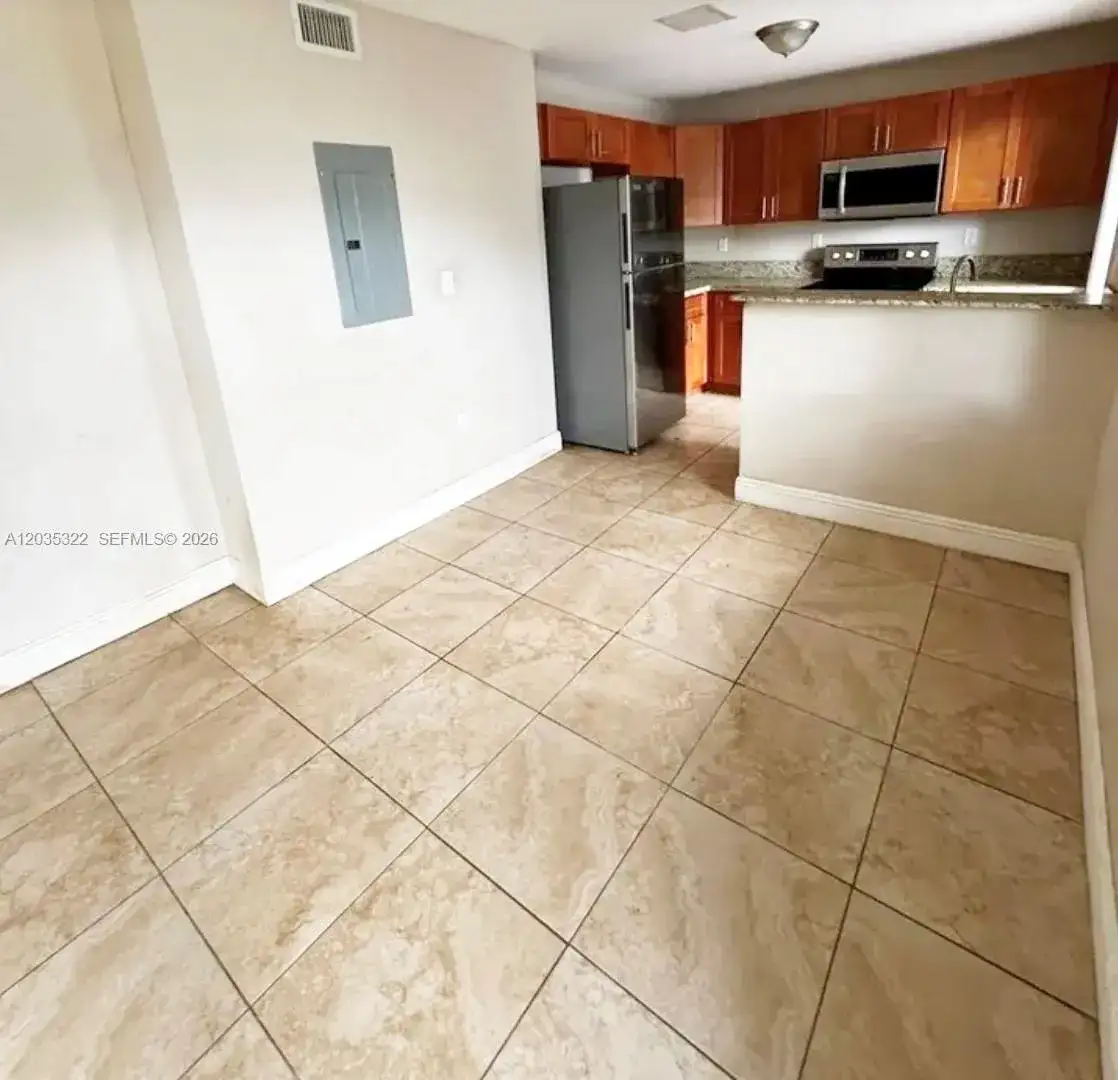 1999 NW 5th Pl # 2, Miami FL 33136 photo 2