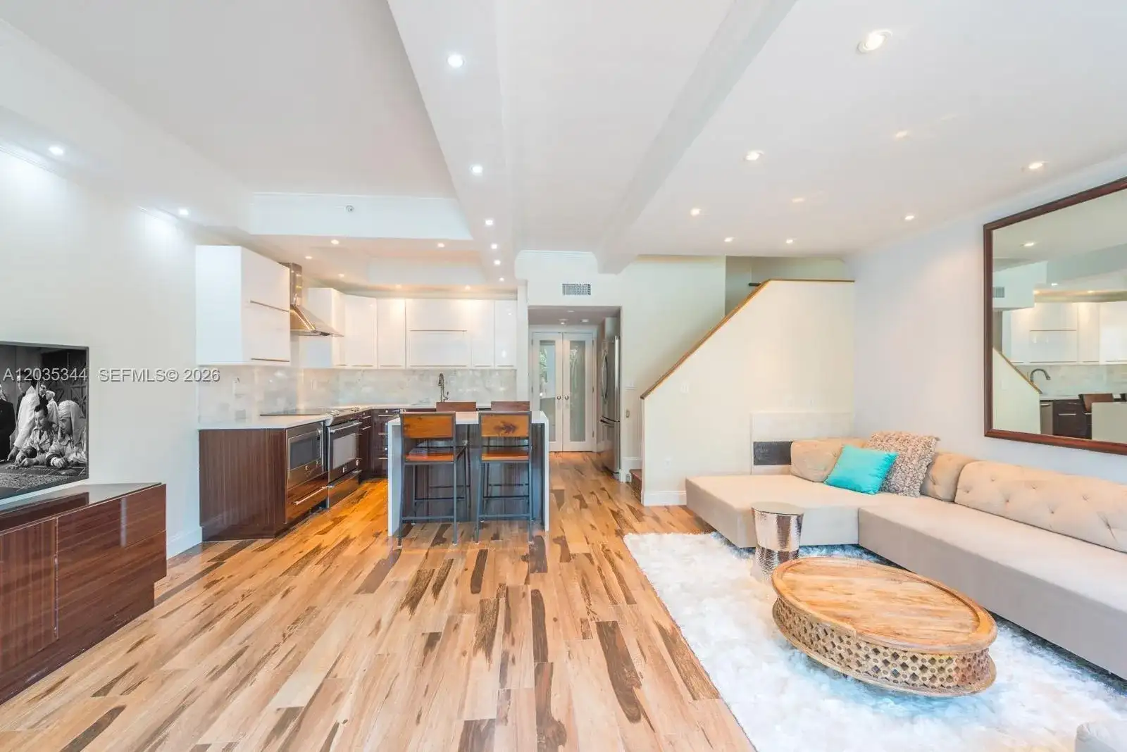 400 S Pointe Dr # 307, Miami Beach FL 33139 photo 4