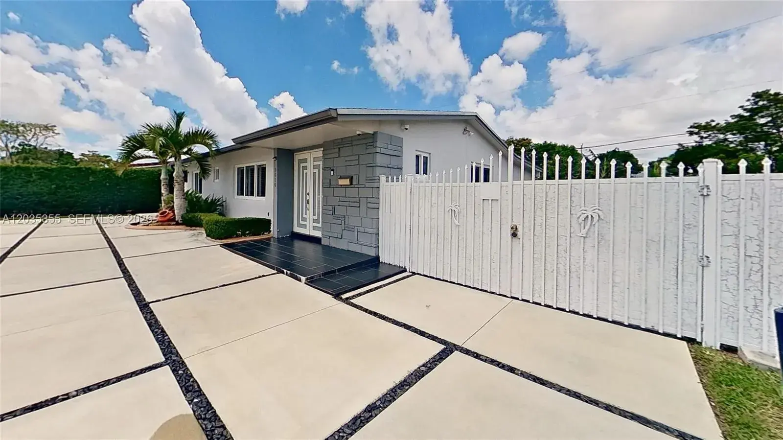 3030 SW 96th Ave, Miami FL 33165