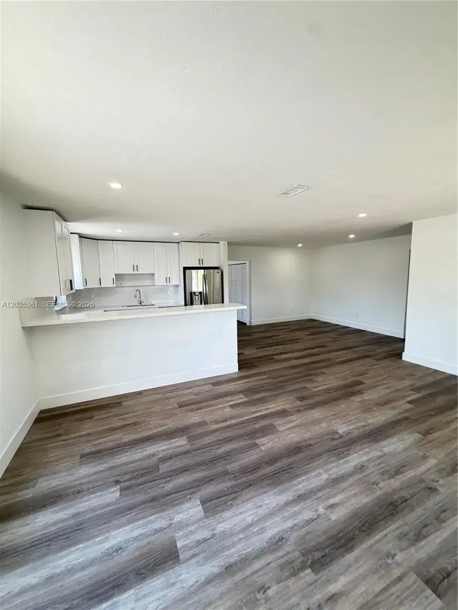 2930 SW 106th Ave, Miami FL 33165 photo 5
