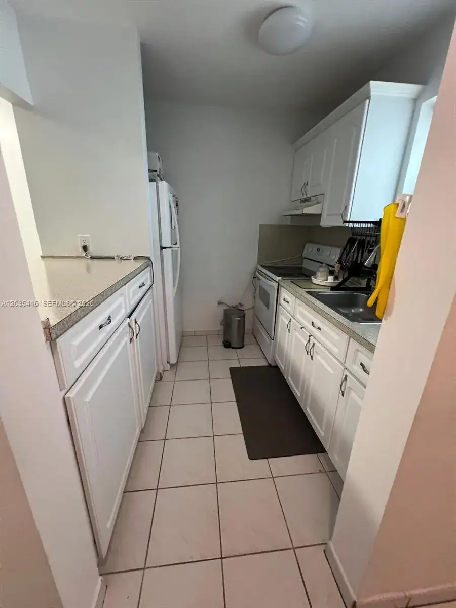 13101 Memorial Hwy 201 Hwy # 201, North Miami FL 33161 photo 2