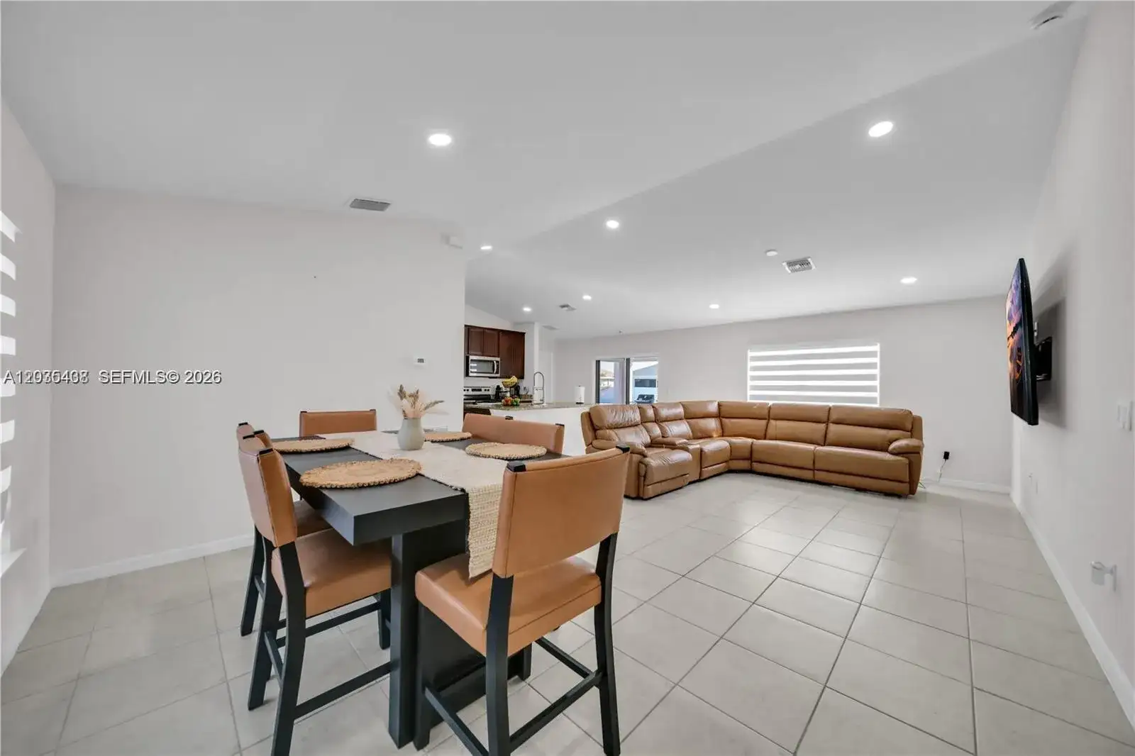 1105 NW 24th Pl, Cape Coral FL 33993 photo 4