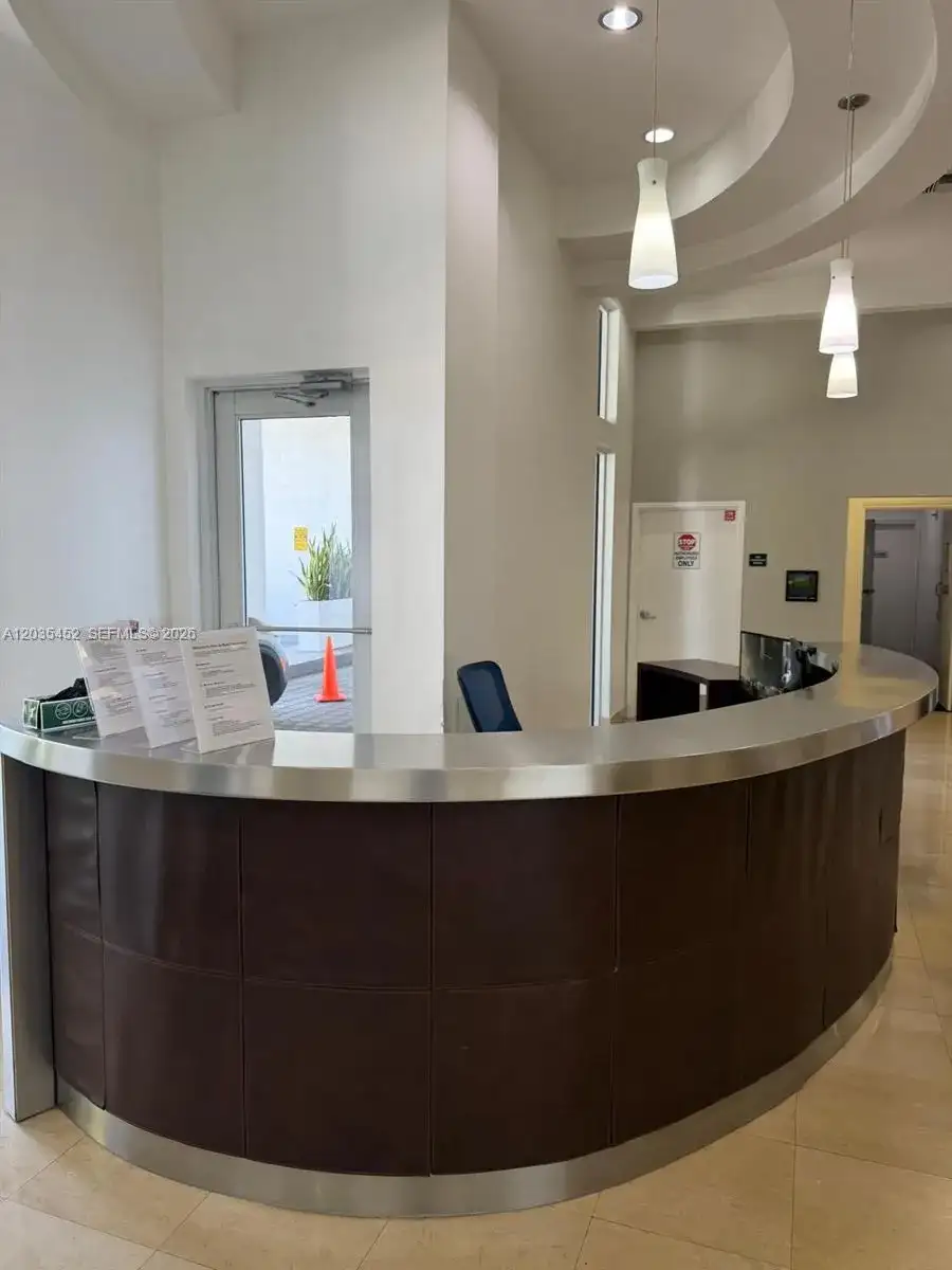 1 Glen Royal Pkwy # 1006, Miami FL 33125 photo 5