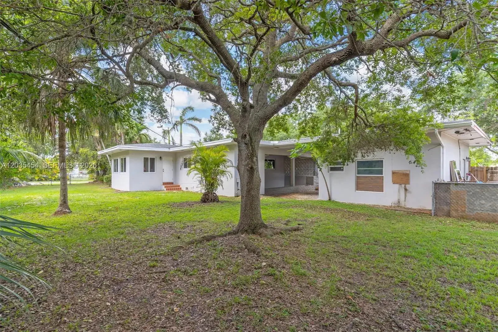 1701 NE 1st Ter, Homestead FL 33030 photo 2