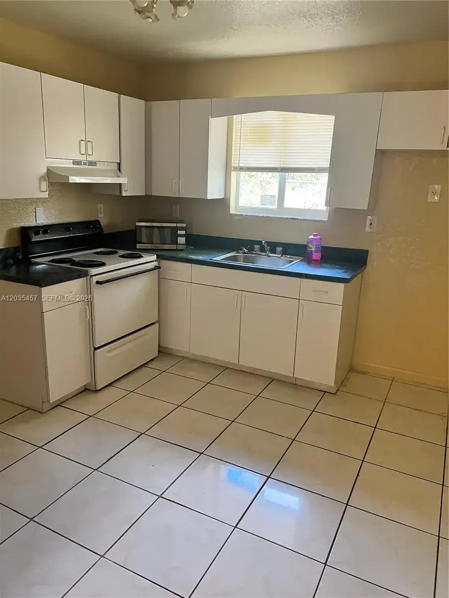 789 NW 55th Ter # B, Miami FL 33127 photo 3