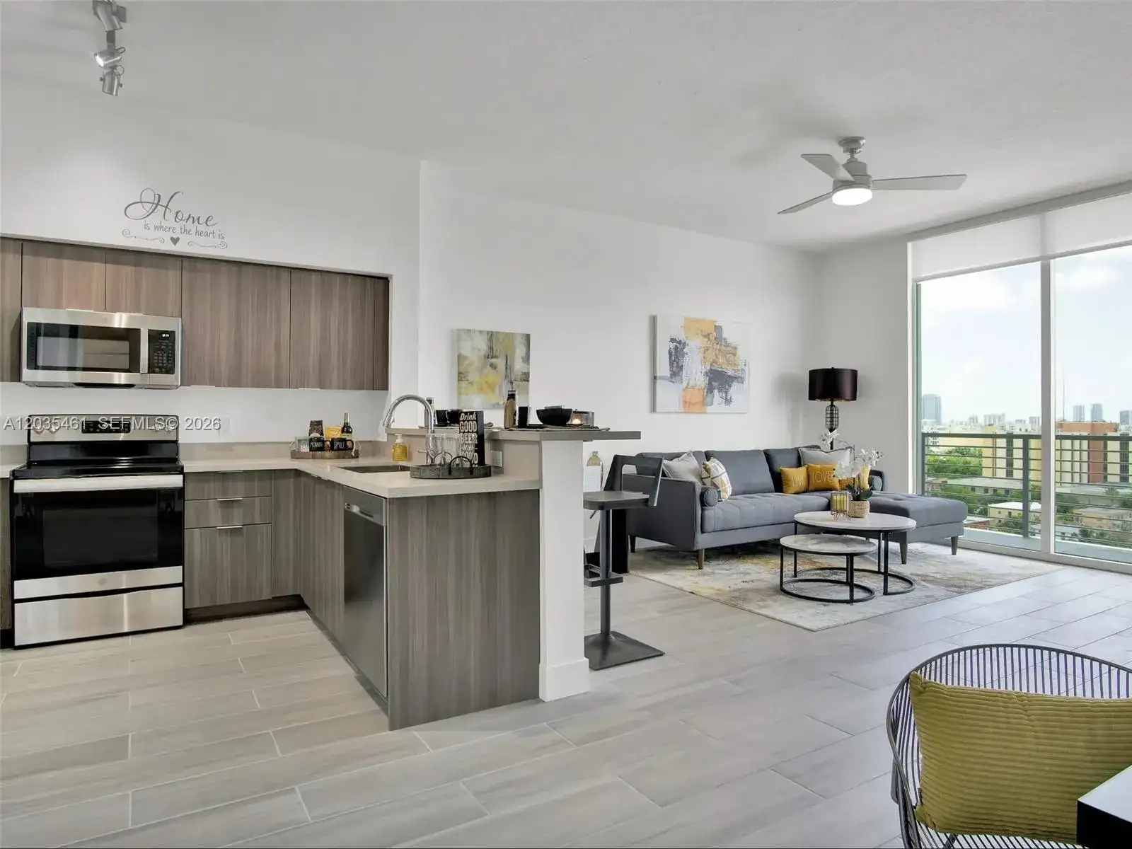 1000 NW 7th St # 310, Miami FL 33136 photo 2