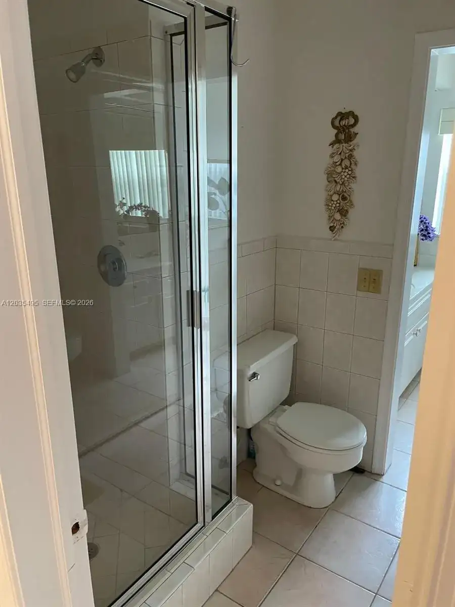 4808 NE 25th Ave # 2, Fort Lauderdale FL 33308 photo 2