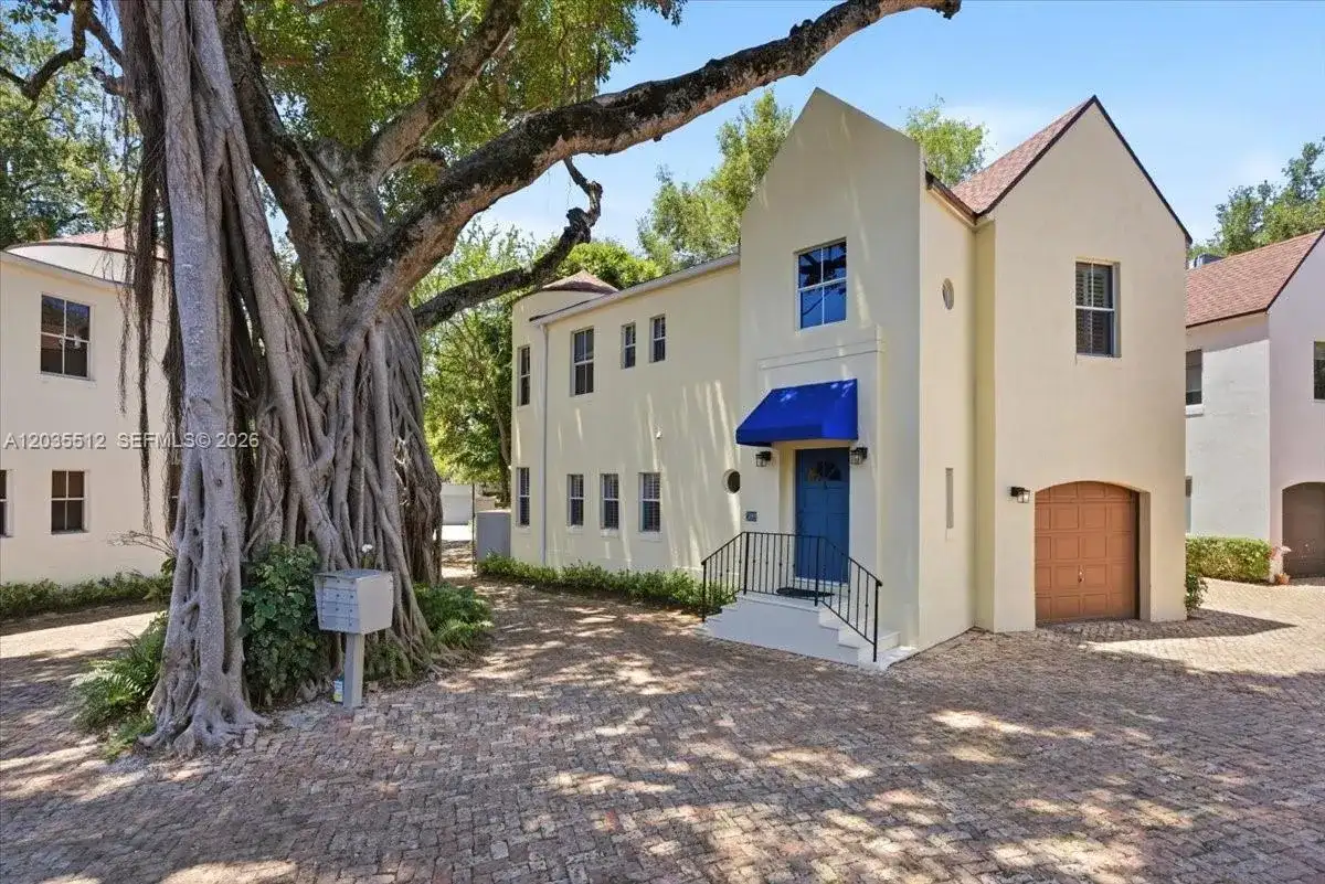 2917 Jackson Ave, Miami FL 33133 photo 5