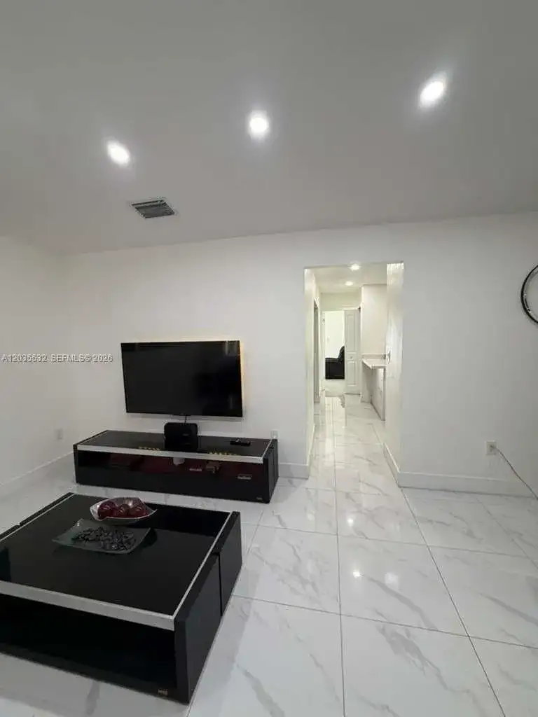 8246 SW 147th Ct, Miami FL 33193 photo 5