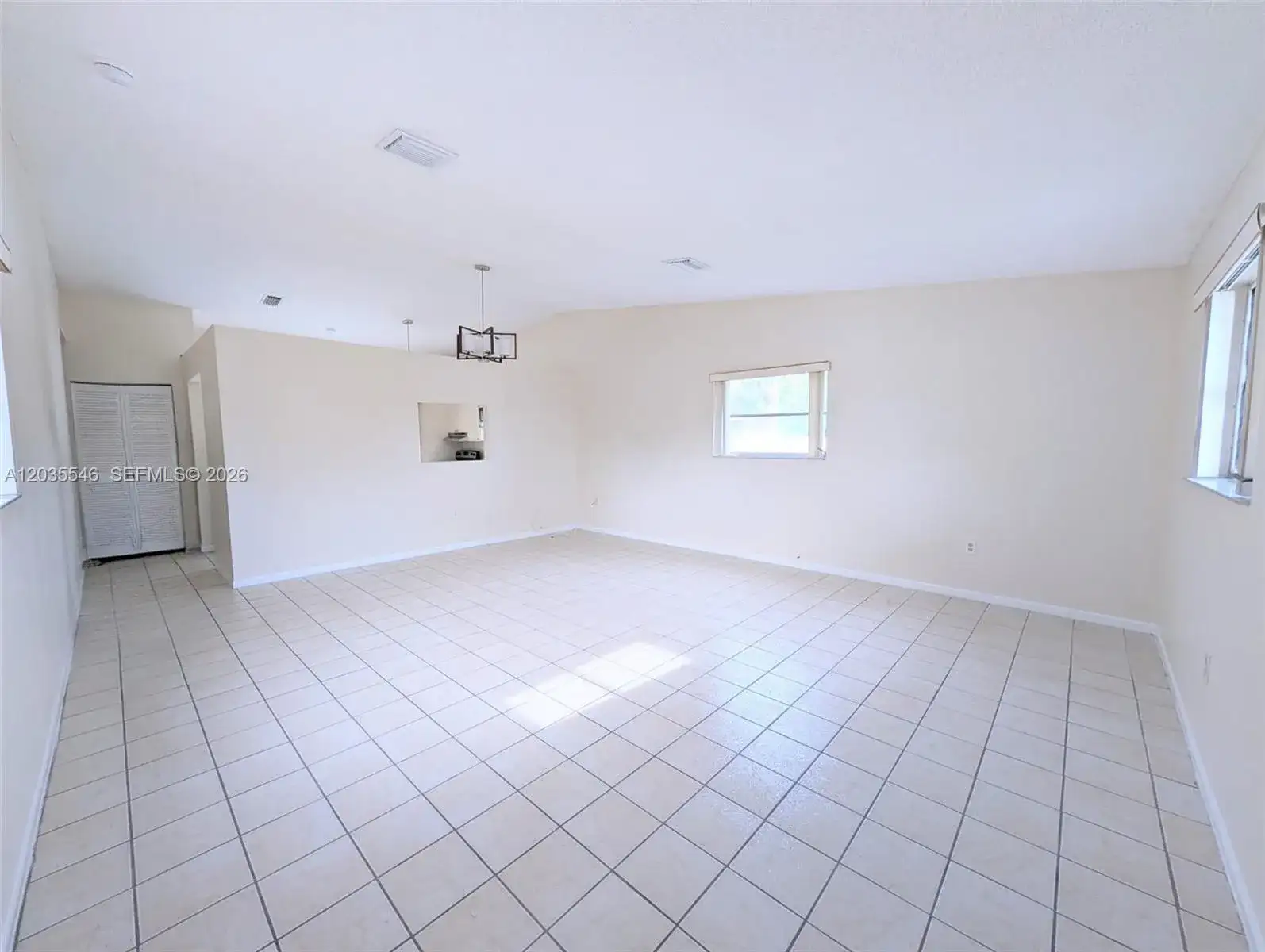15945 SW 304th St, Homestead FL 33033 photo 2