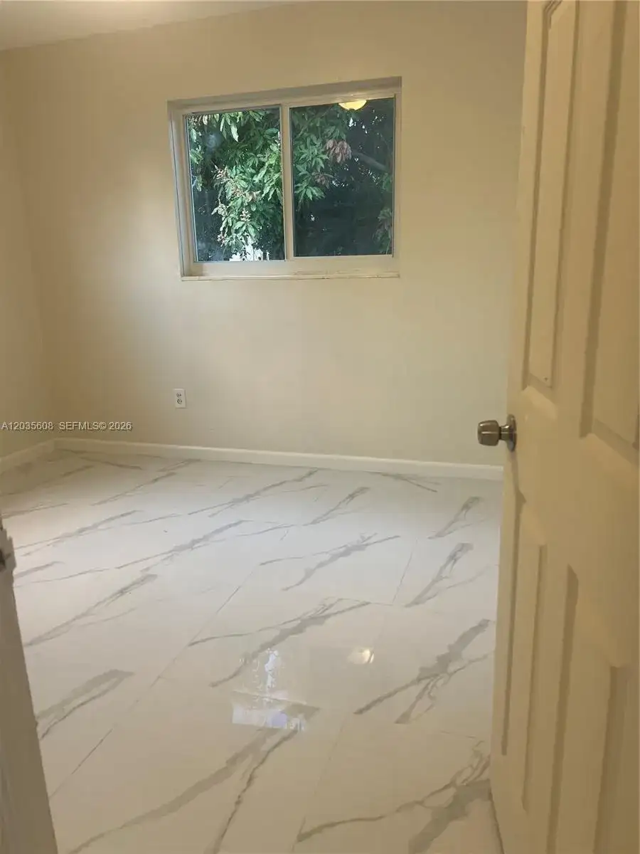 395 NE 112th St # 0, Miami FL 33161 photo 5