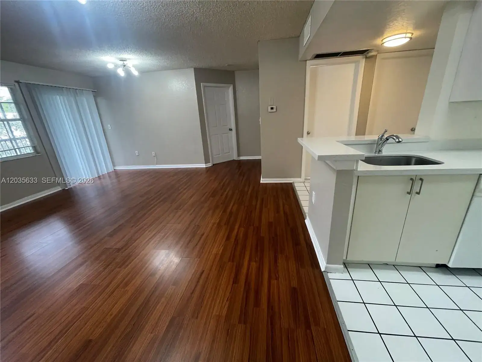 2811 N Oakland Forest Dr # 206, Oakland Park FL 33309