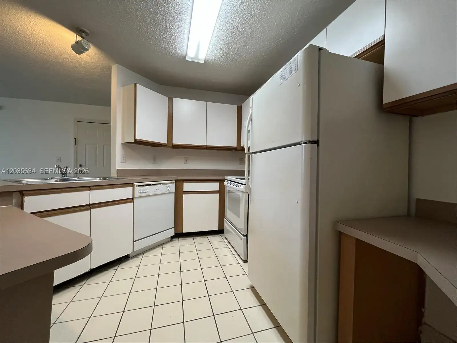 4035 W Mcnab Rd # F203, Pompano Beach FL 33069 photo 2
