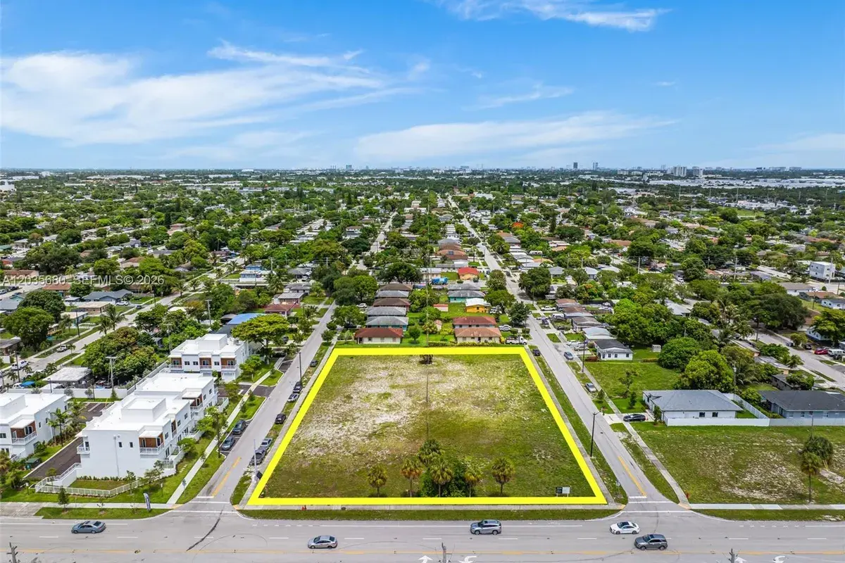 NW 31st Ave, Pompano Beach FL 33069