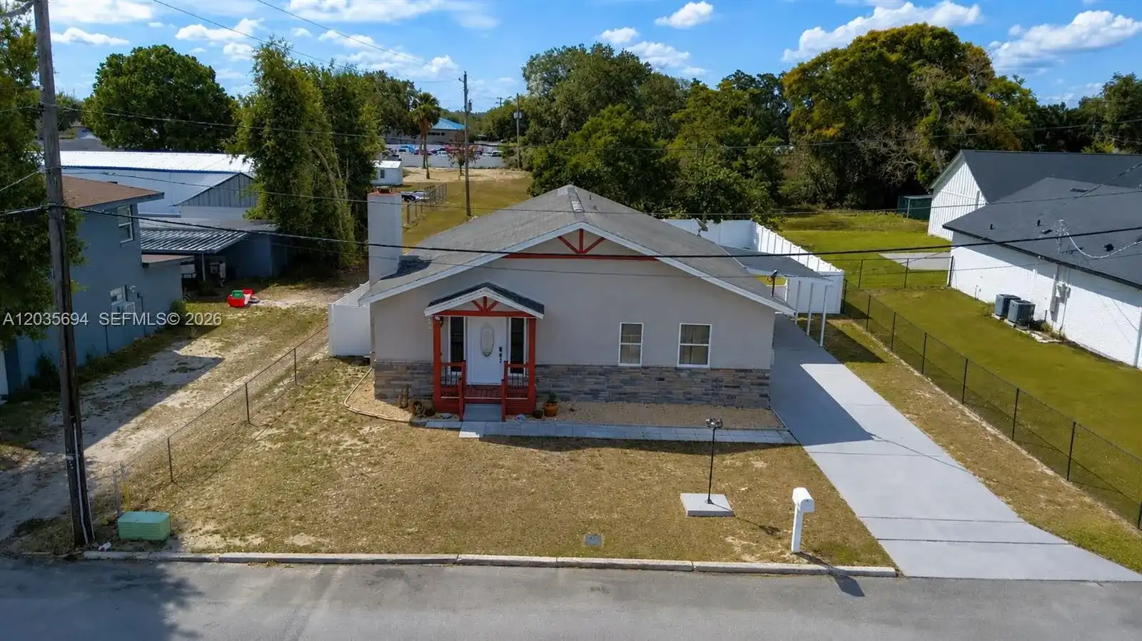 208 Center Street, Other City - In The State Of Florida FL 33823