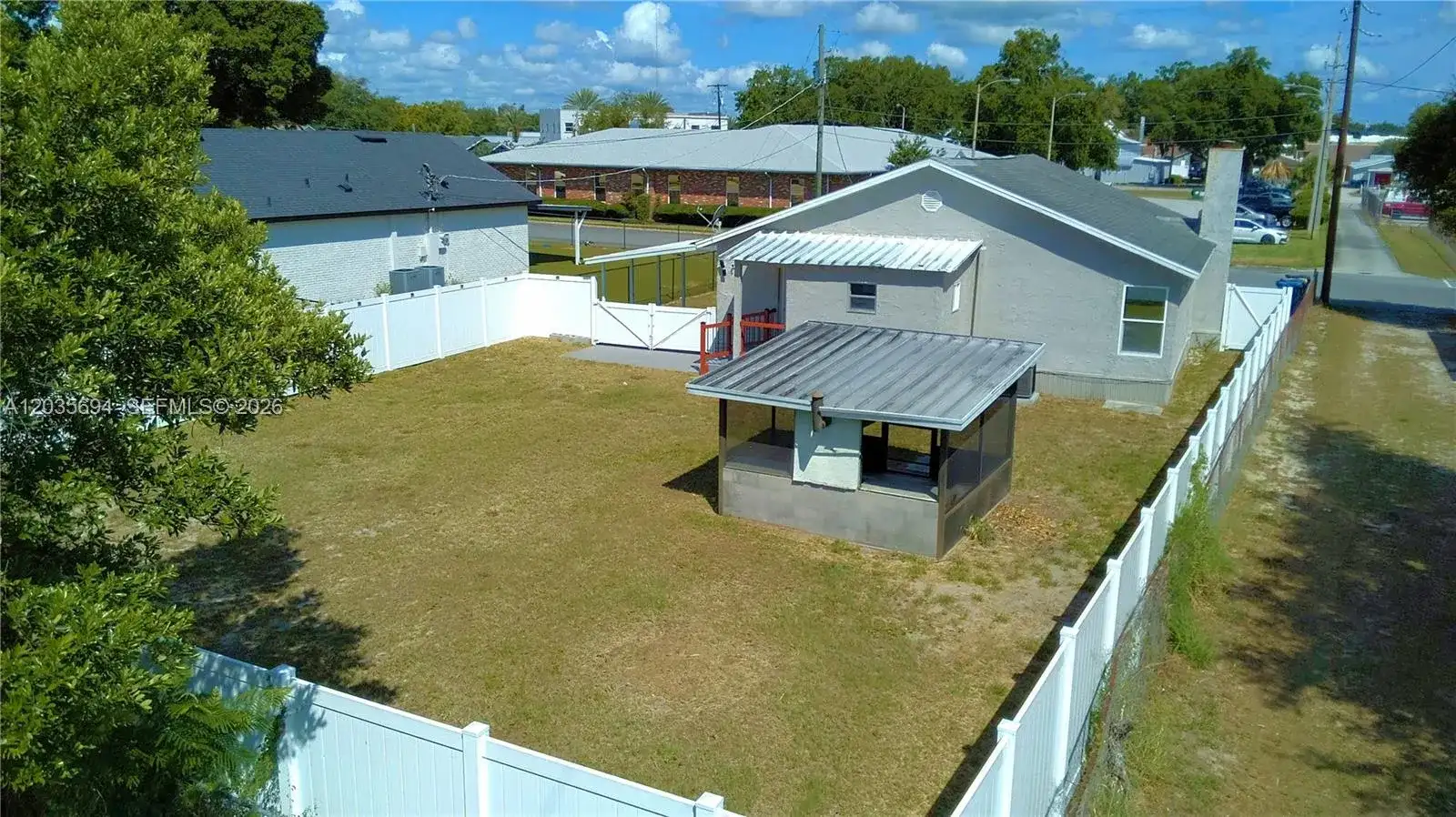 208 Center Street, Other City - In The State Of Florida FL 33823 photo 5