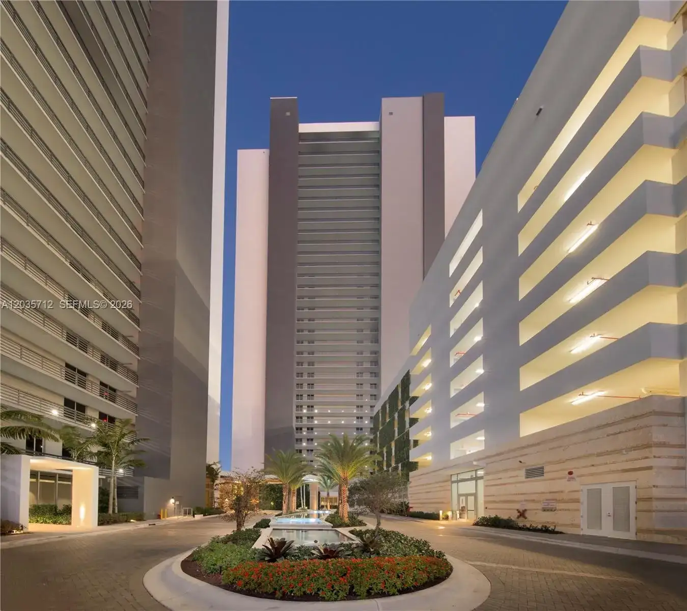 16385 Biscayne Blvd # 519, North Miami Beach FL 33160 photo 3