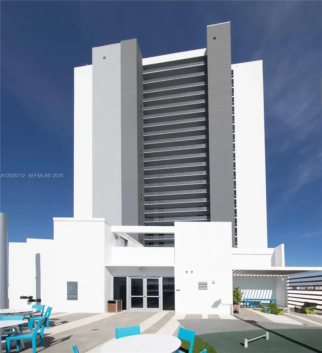 16385 Biscayne Blvd # 519, North Miami Beach FL 33160 photo 4