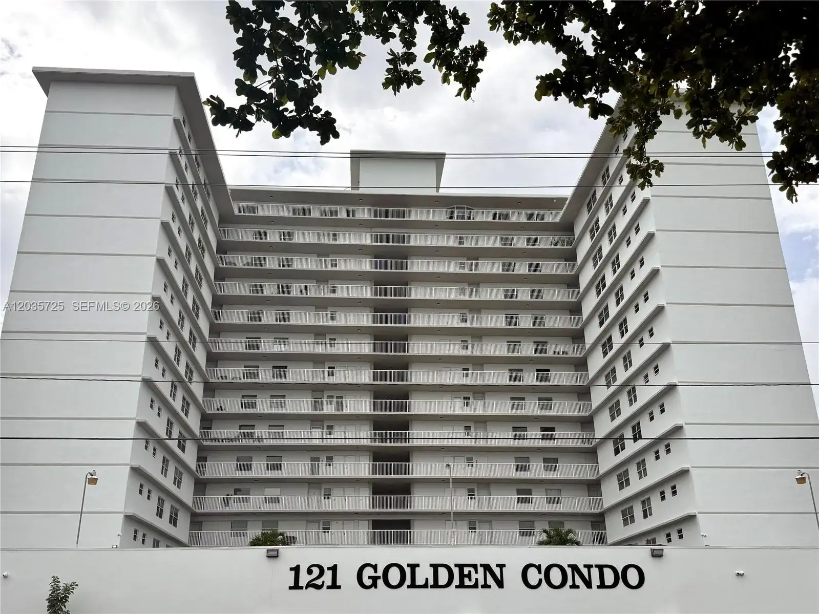 121 Golden Isles Dr # 904, Hallandale Beach FL 33009 photo 3