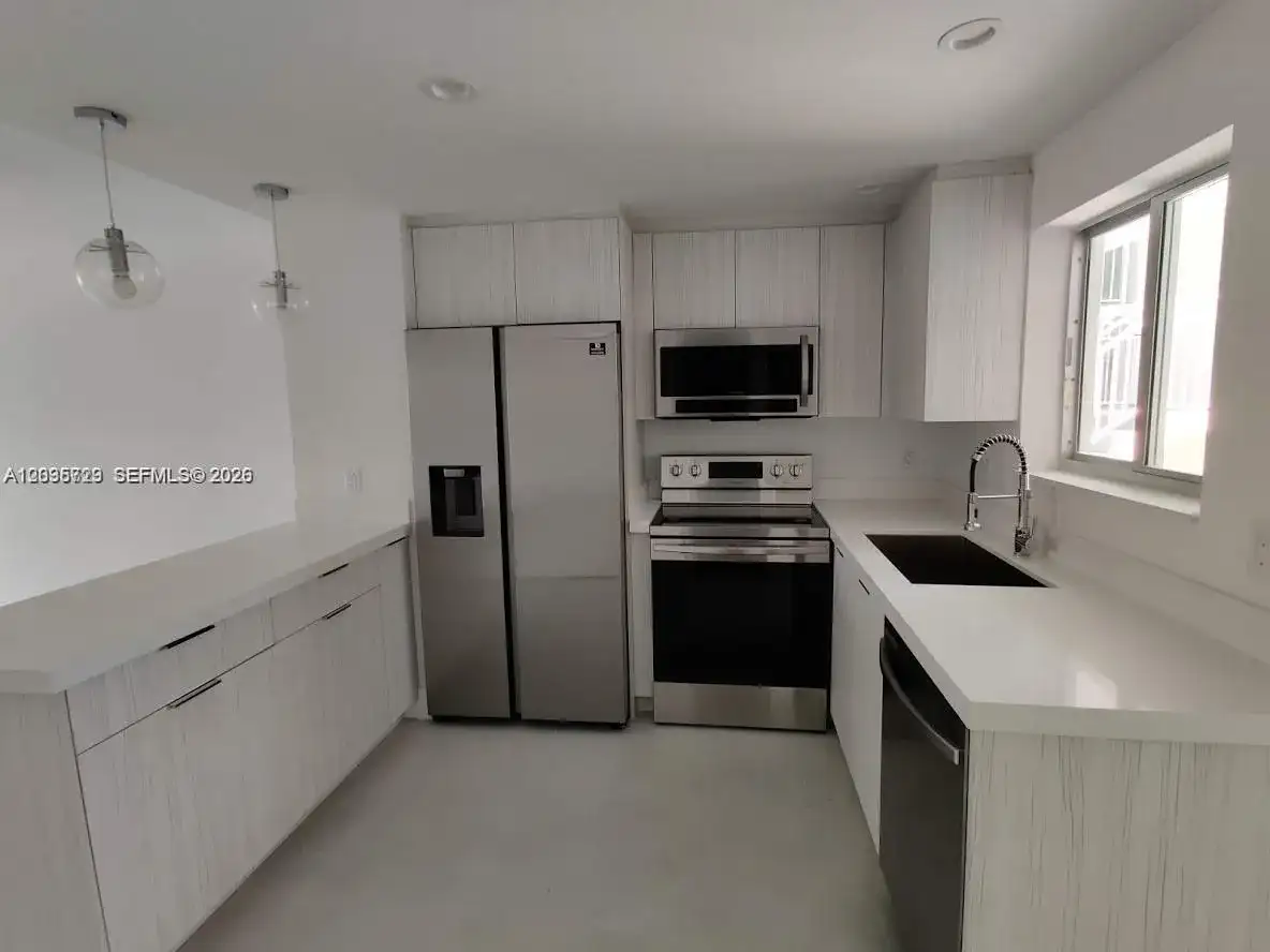 3755 NE 167th St # 25, North Miami Beach FL 33160 photo 2