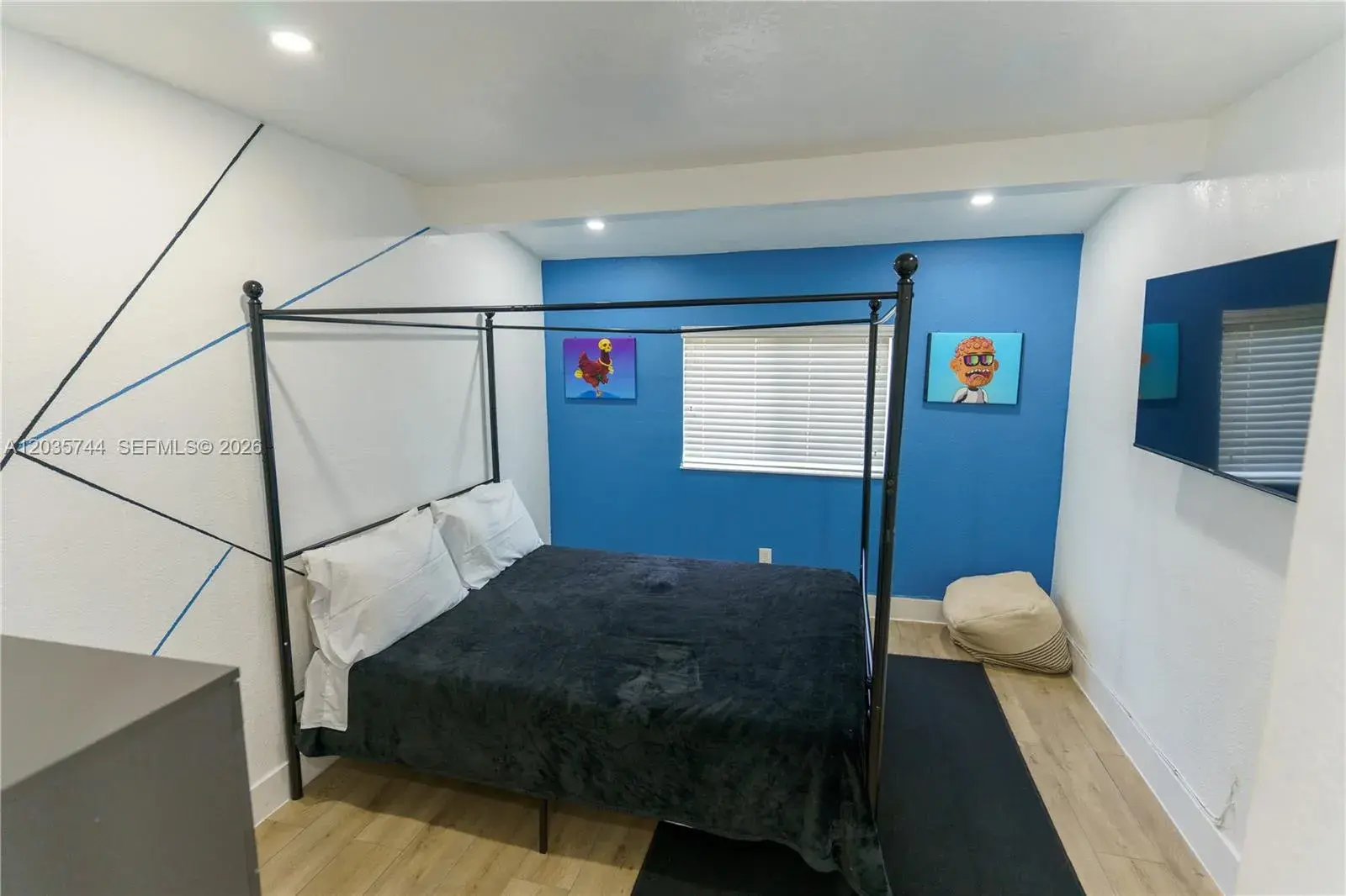 310 NE 162nd St, Miami FL 33162
