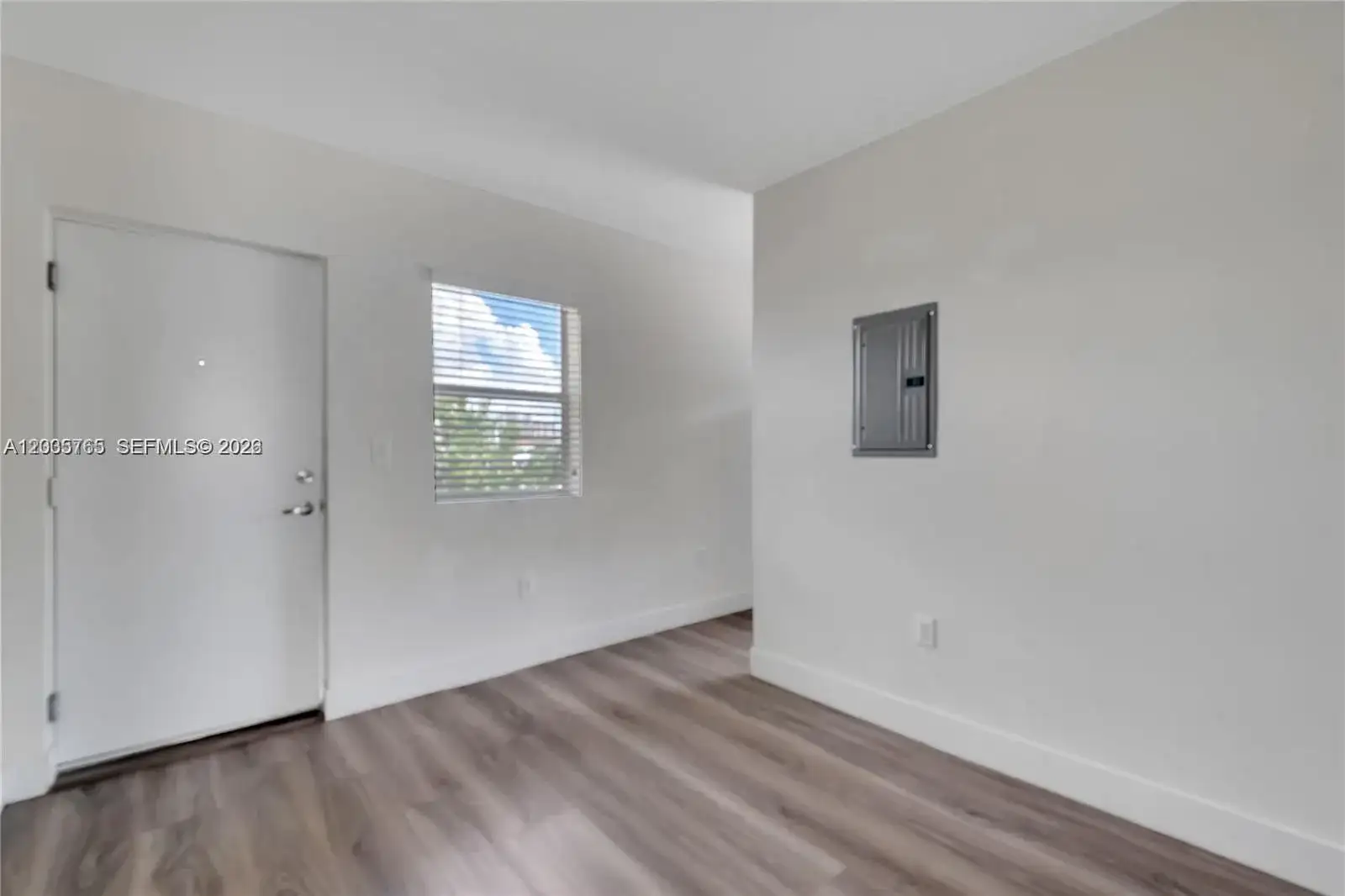 1710 NW 1st Ct # 13, Miami FL 33136 photo 3