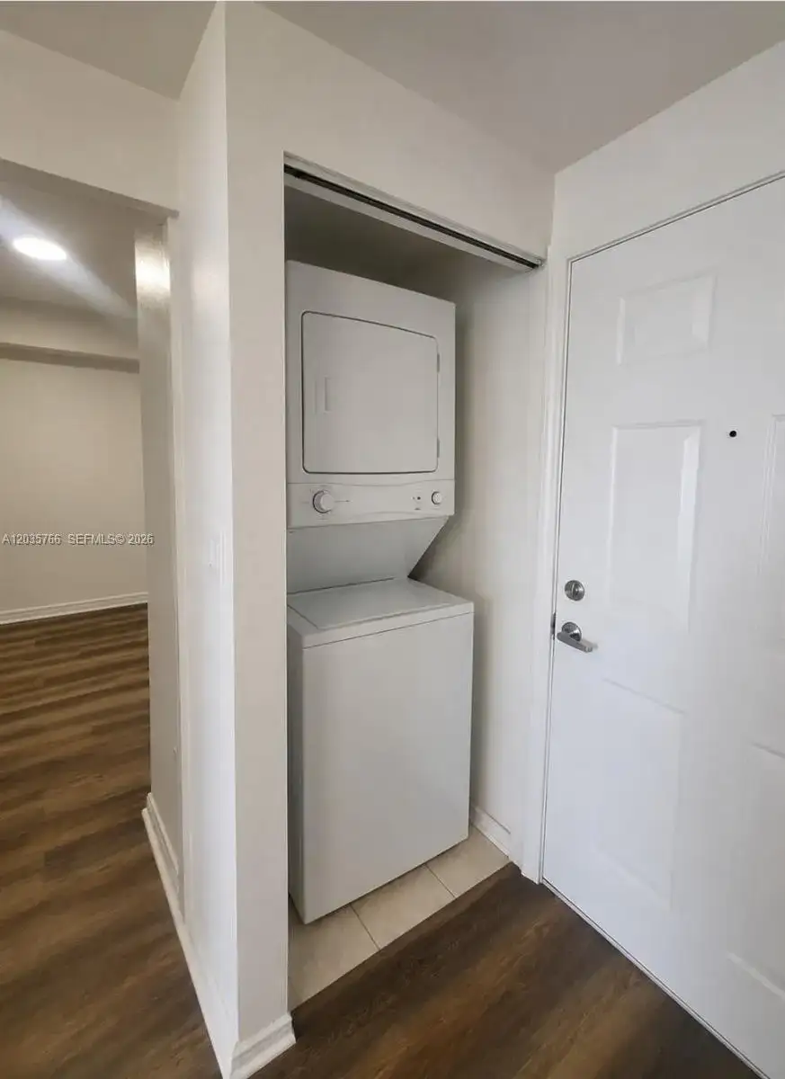120 SW 8th Ave # 502, Miami FL 33130 photo 5