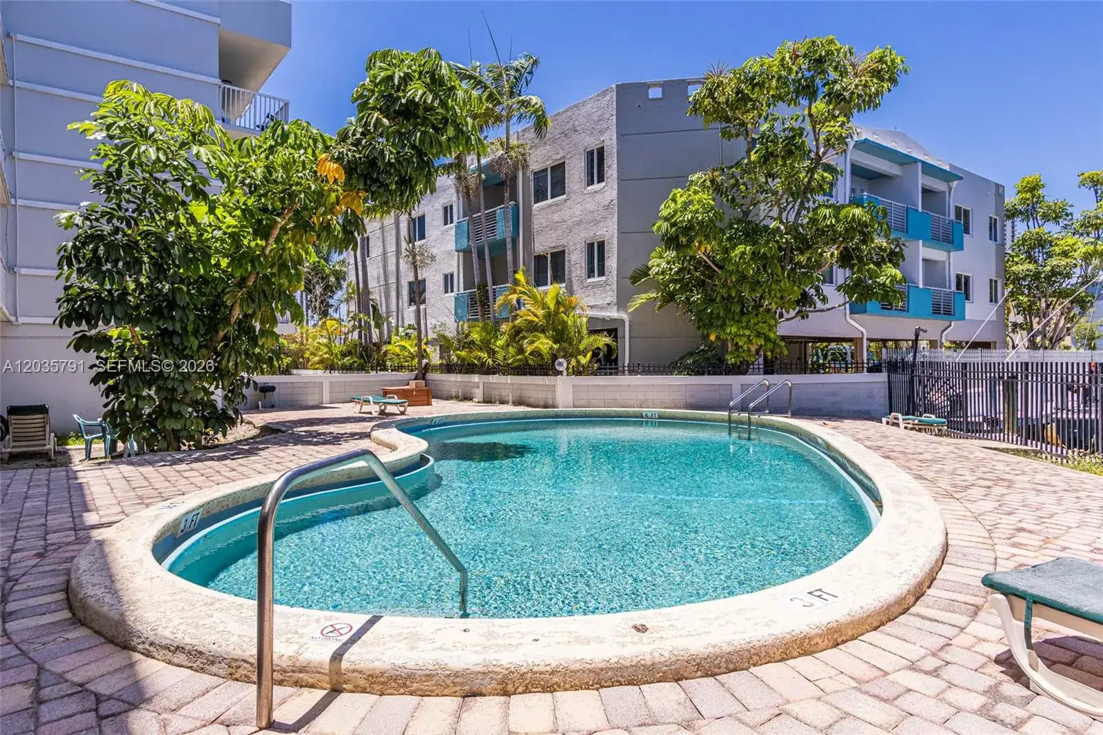 3527 NE 168th St # 309, North Miami Beach FL 33160 photo 2