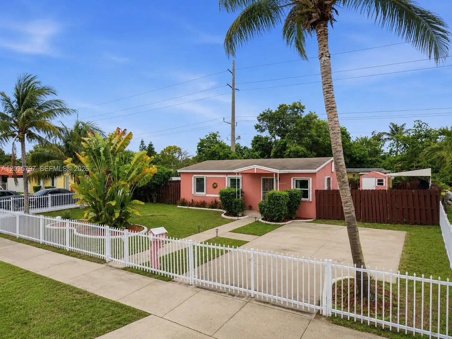 16420 NW 18th Pl, Miami Gardens FL 33054 photo 2