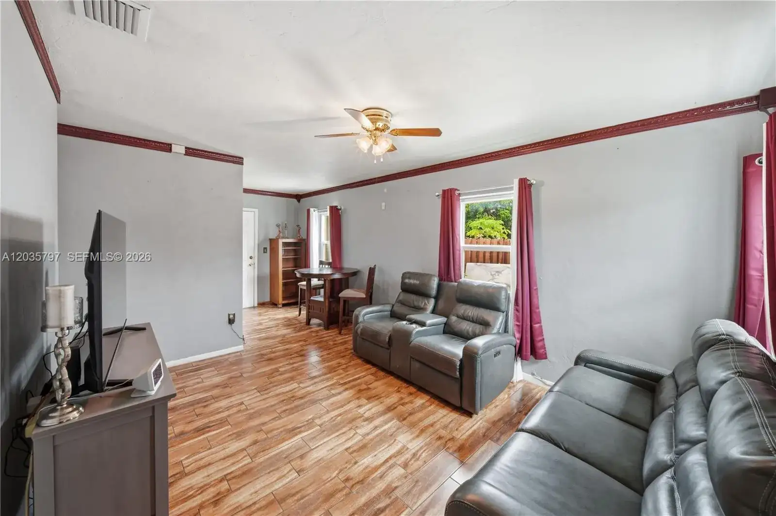 16420 NW 18th Pl, Miami Gardens FL 33054 photo 4
