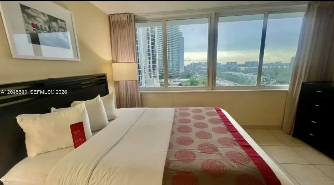 19201 Collins Ave # 942, Sunny Isles Beach FL 33160 photo 3