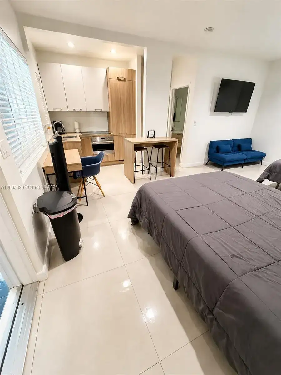 245 NE 33rd St # 104, Miami FL 33137 photo 2
