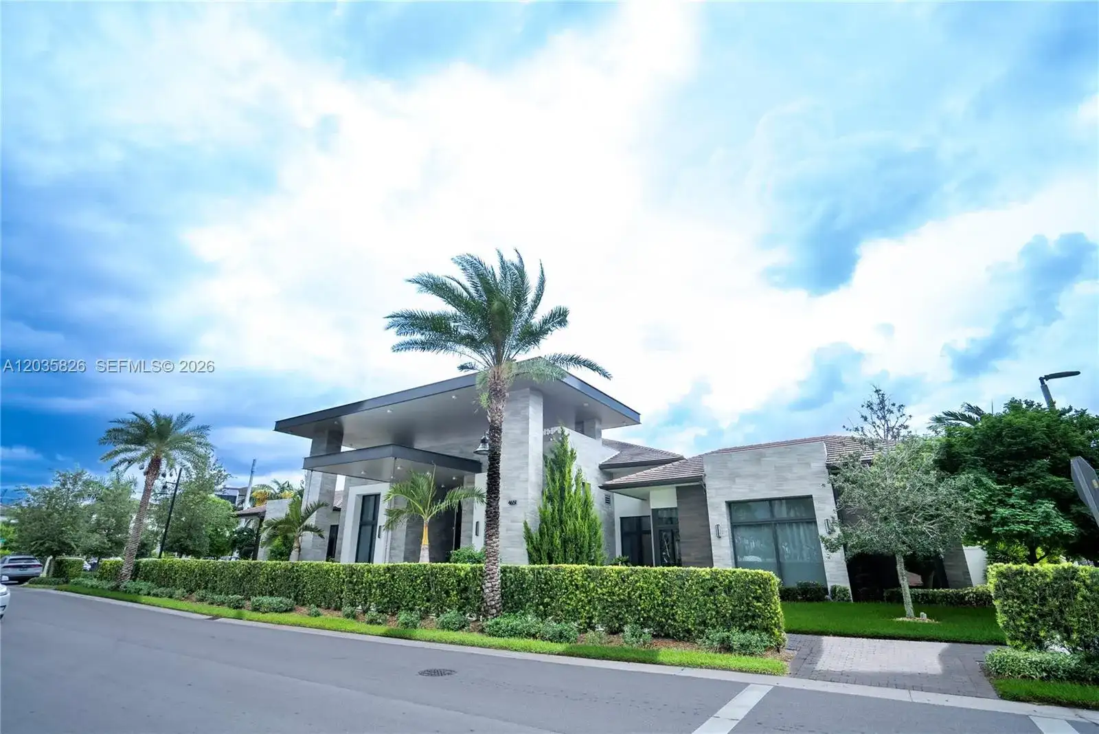4740 NW 84th Ct # 32, Doral FL 33166 photo 2