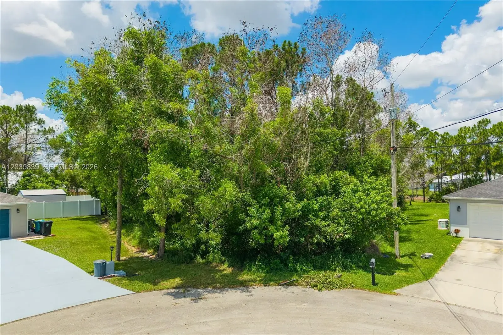 5501 Chapel Ct, Port St. Lucie FL 34986
