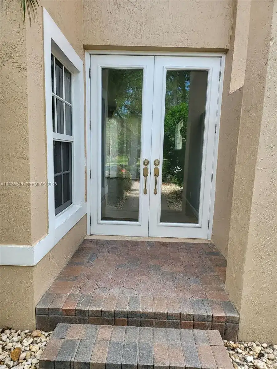 11927 NW 47th St, Coral Springs FL 33076 photo 3
