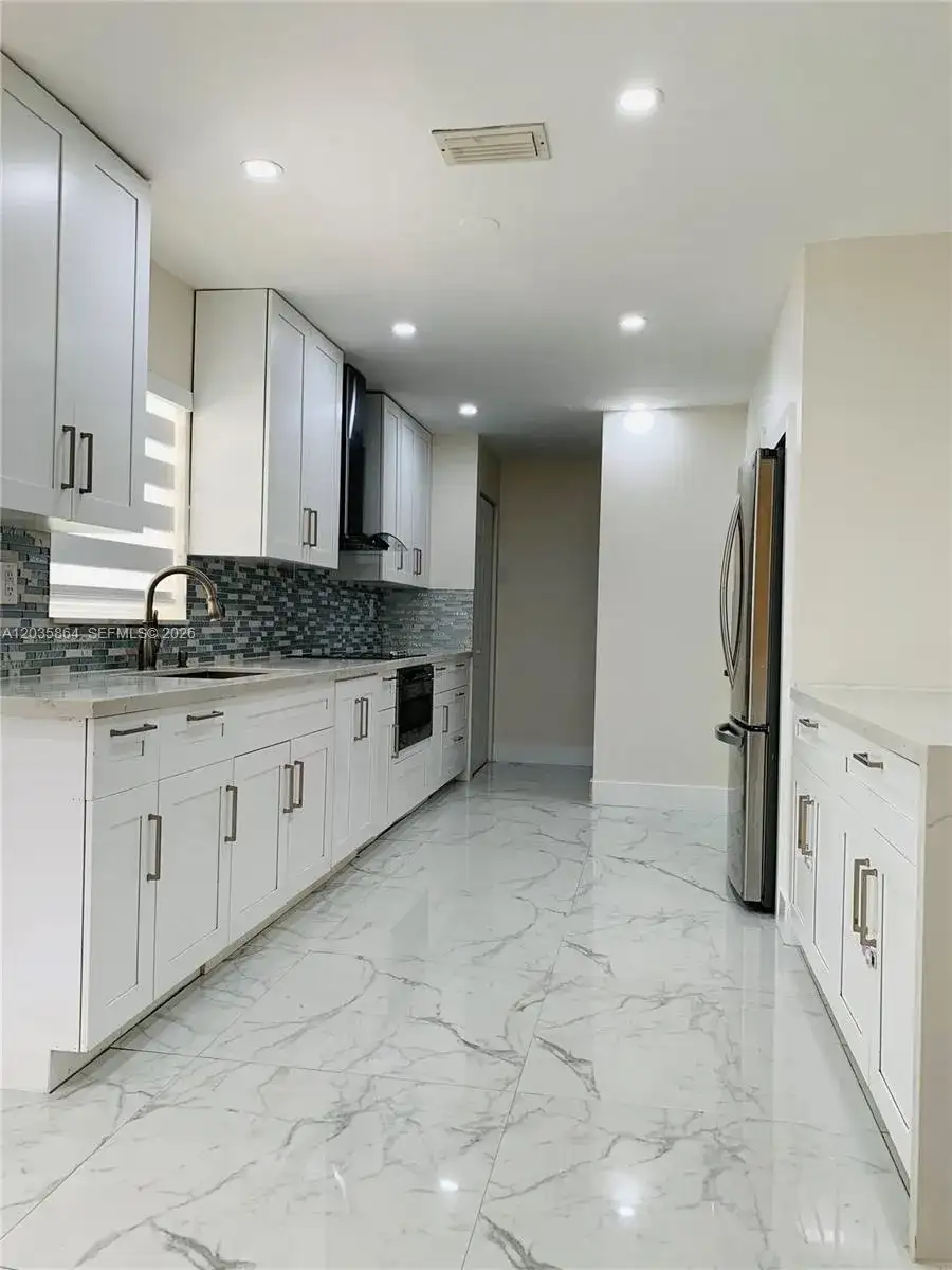 17010 NW 53rd Ave, Miami Gardens FL 33055 photo 5